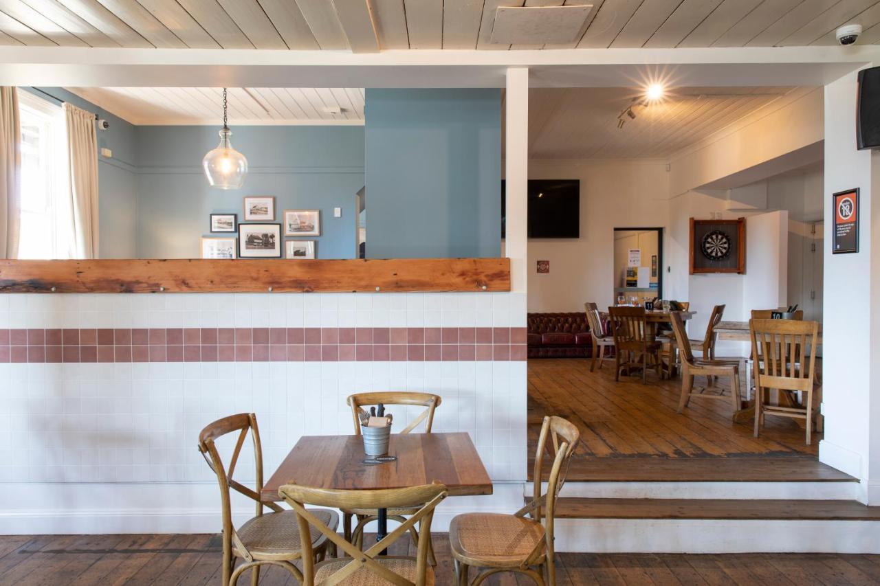 Robertson Public House And Kitchen Hotel Ngoại thất bức ảnh